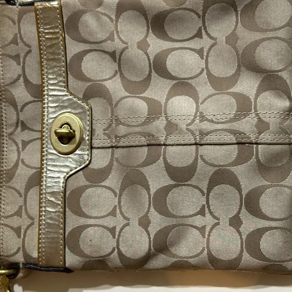 Coach Tan Crossbody Bag - Picture 2 of 9